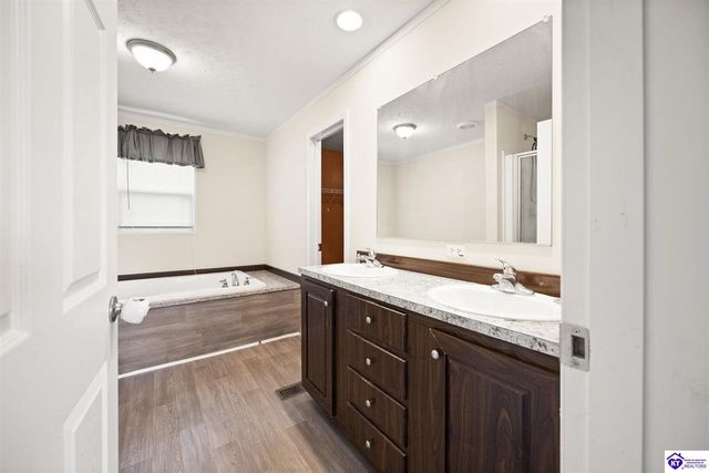 2646 Fort Avenue, Vine Grove, KY 40175