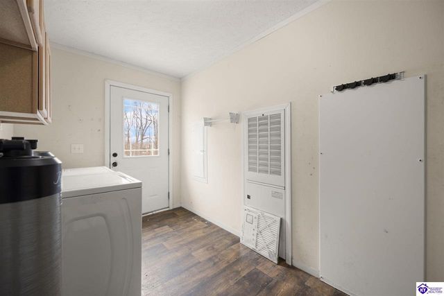 2646 Fort Avenue, Vine Grove, KY 40175