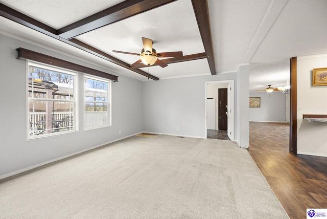 2646 Fort Avenue, Vine Grove, KY 40175