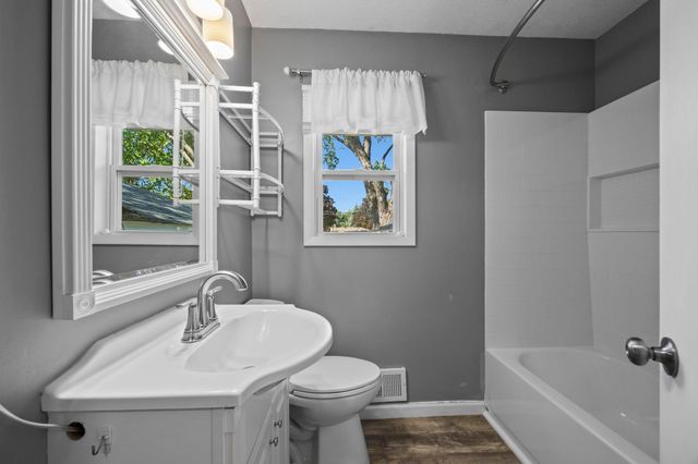 901 Sunny Lane, Anoka, MN 55303