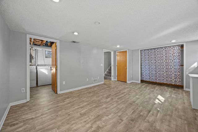 901 Sunny Lane, Anoka, MN 55303