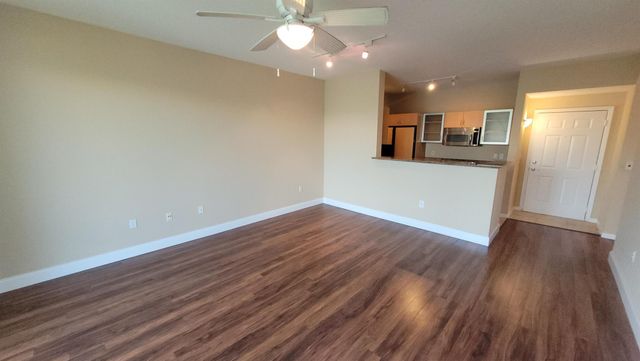804 E Windward Way 622, Lantana, FL 33462