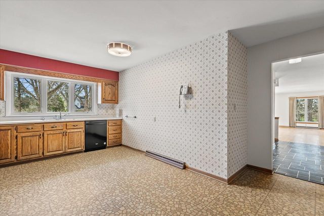 12750 Green Meadow PLACE, Elm Grove, WI 53122