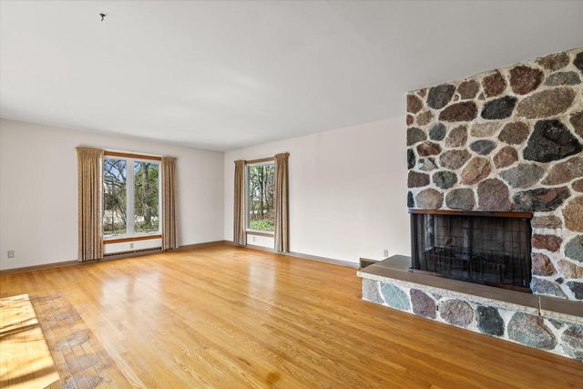 12750 Green Meadow PLACE, Elm Grove, WI 53122