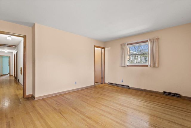 12750 Green Meadow PLACE, Elm Grove, WI 53122