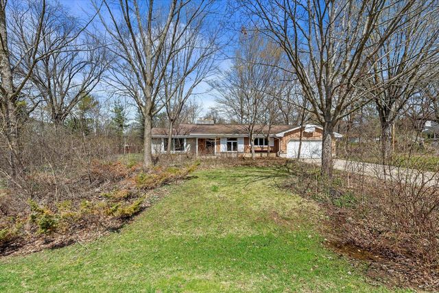 12750 Green Meadow PLACE, Elm Grove, WI 53122