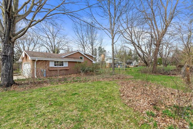 12750 Green Meadow PLACE, Elm Grove, WI 53122