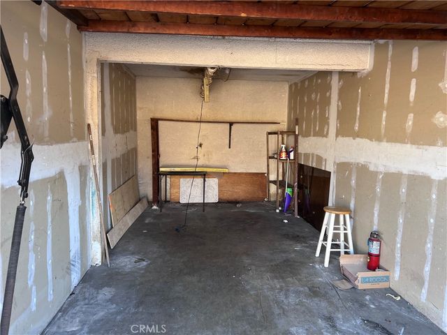 8954 S Gate, South Gate, CA 90280