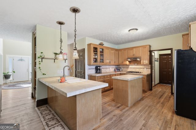 5910 Nachoochee Trail, Flowery Branch, GA 30542