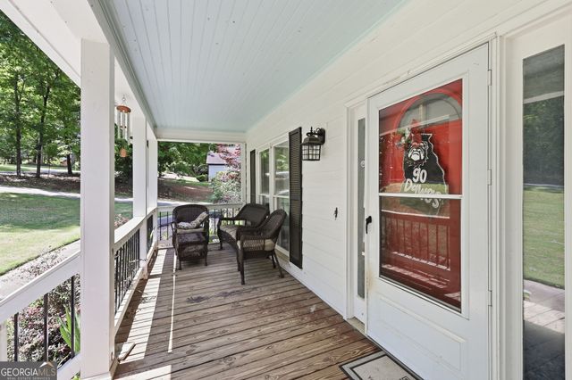 5910 Nachoochee Trail, Flowery Branch, GA 30542