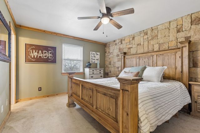 1087 County Road 2395, Alvord, TX 76225