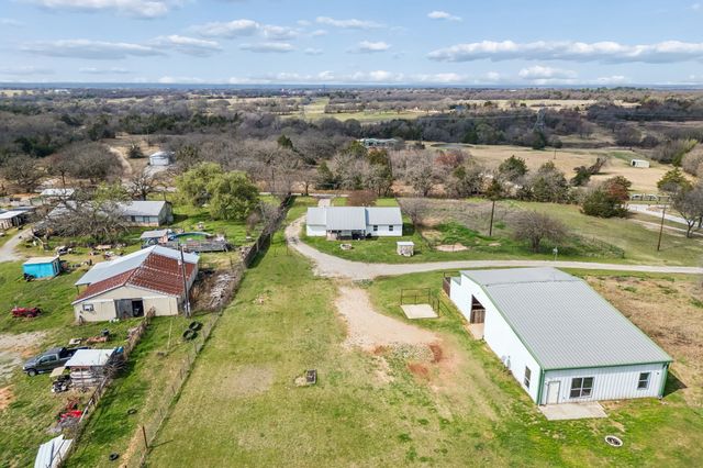 1087 County Road 2395, Alvord, TX 76225