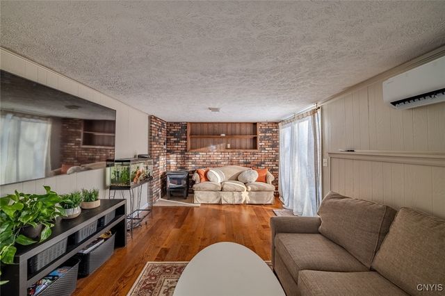 101 Brookside Lane, Manlius, NY 13066