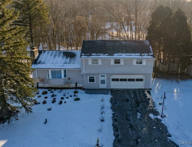 101 Brookside Lane, Manlius, NY 13066