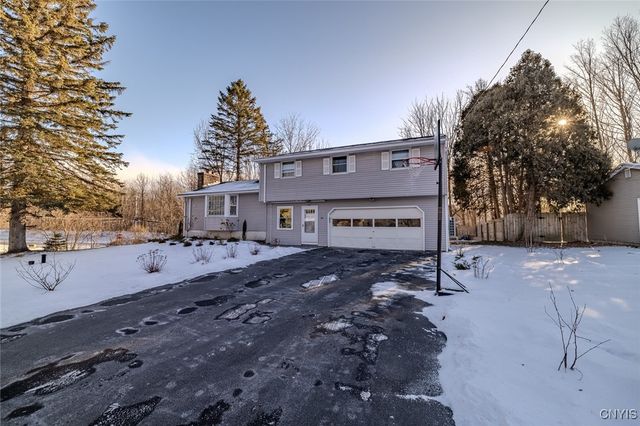 101 Brookside Lane, Manlius, NY 13066