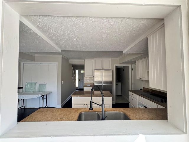 2852 Inverloch Circle, Duluth, GA 30096