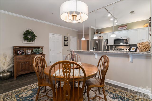 714 Northeast Drive 44, Davidson, NC 28036