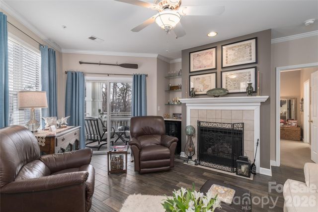 714 Northeast Drive 44, Davidson, NC 28036