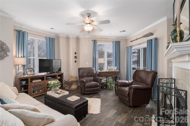 714 Northeast Drive 44, Davidson, NC 28036