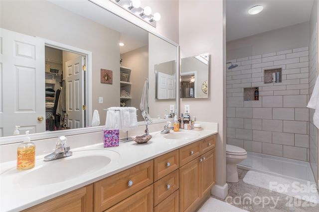 714 Northeast Drive 44, Davidson, NC 28036