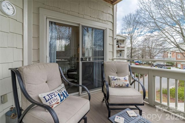 714 Northeast Drive 44, Davidson, NC 28036