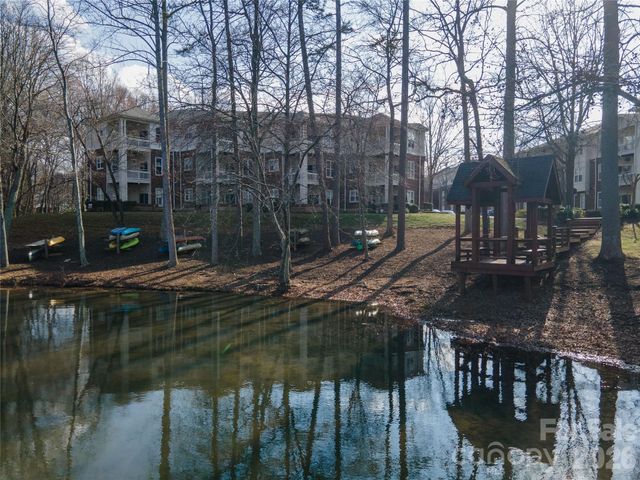 714 Northeast Drive 44, Davidson, NC 28036