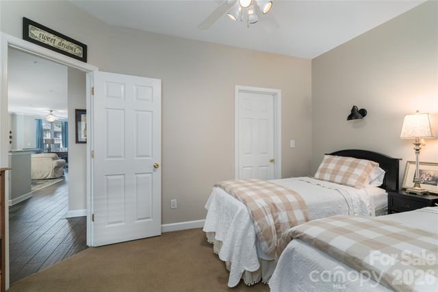 714 Northeast Drive 44, Davidson, NC 28036