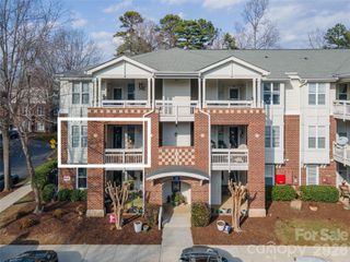 714 Northeast Drive 44, Davidson, NC 28036