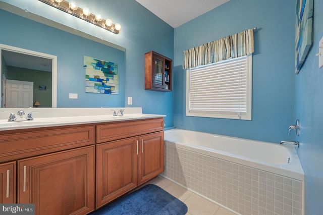 16 COON DEN RD, Harrington, DE 19952