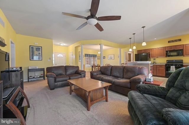 16 COON DEN RD, Harrington, DE 19952