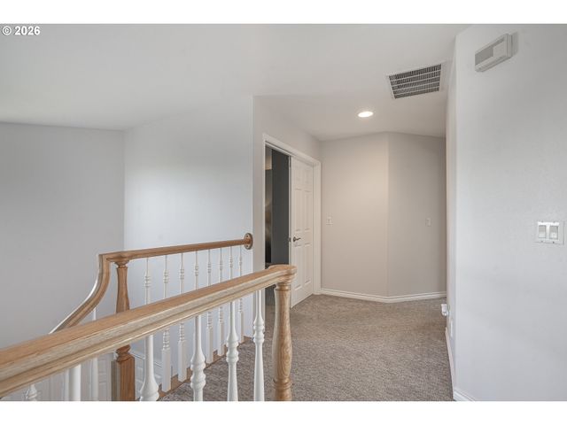 1250 Nw MEADOWS Dr, Mc Minnville, OR 97128