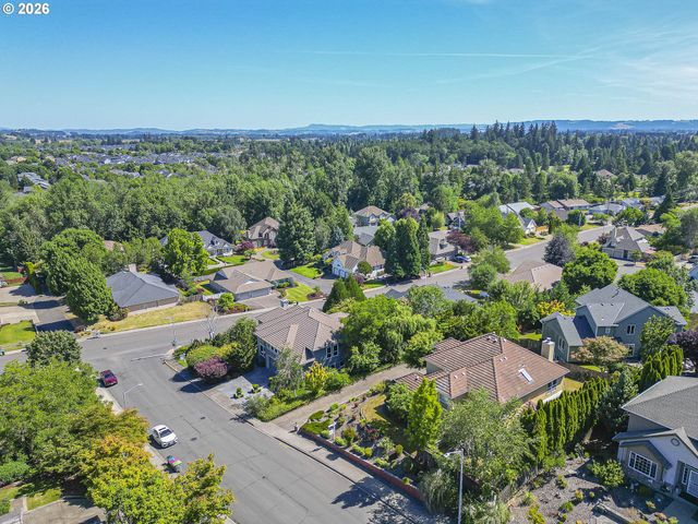 1250 Nw MEADOWS Dr, Mc Minnville, OR 97128