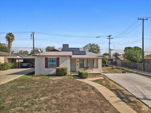 2700 Charleston Drive, Bakersfield, CA 93308