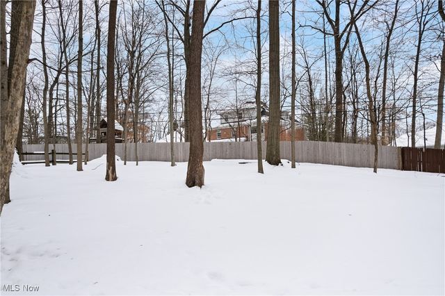 6701 Westview Drive, Brecksville, OH 44141