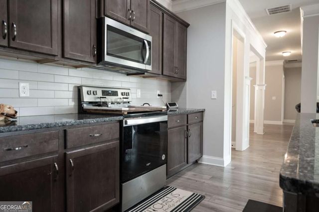 275 Woodbury Lane, Hull, GA 30646