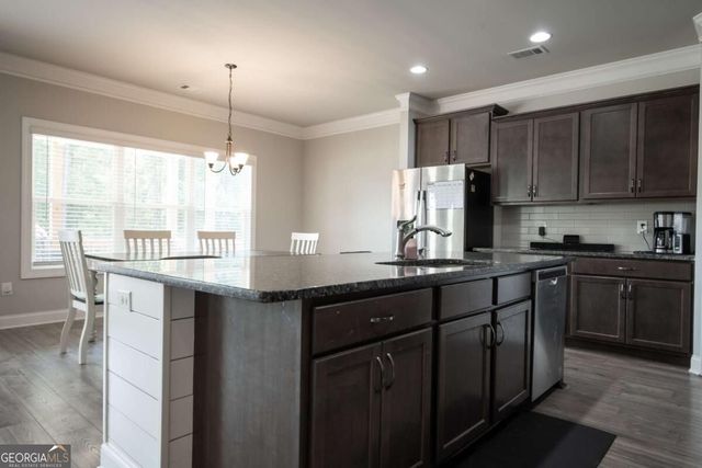 275 Woodbury Lane, Hull, GA 30646