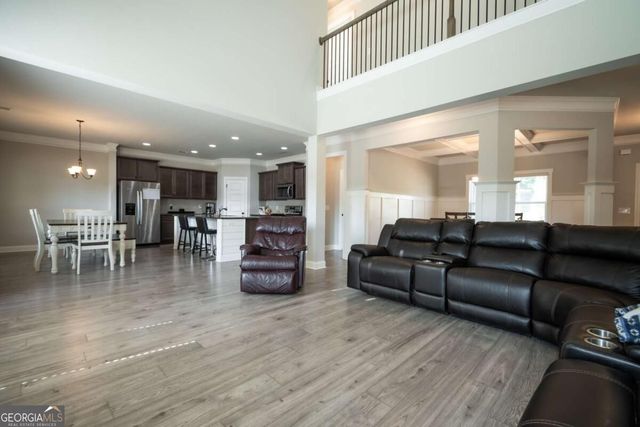 275 Woodbury Lane, Hull, GA 30646