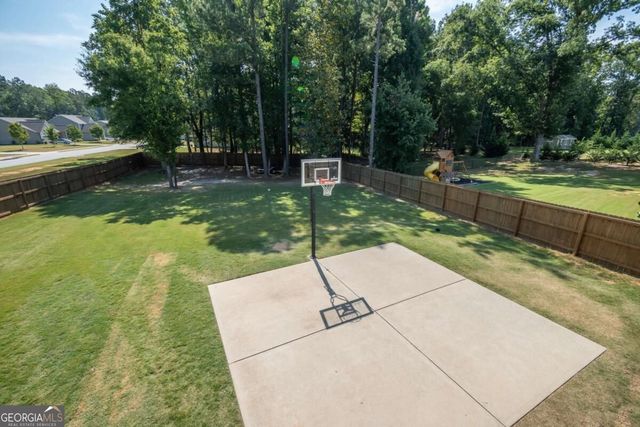 275 Woodbury Lane, Hull, GA 30646