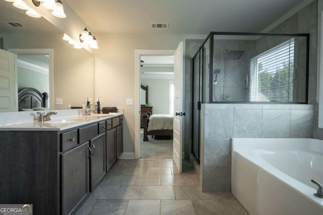 275 Woodbury Lane, Hull, GA 30646