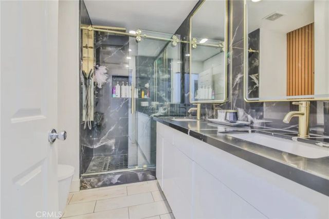 7925 Victor, Hesperia, CA 92345