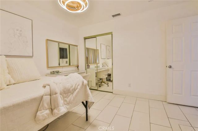 7925 Victor, Hesperia, CA 92345