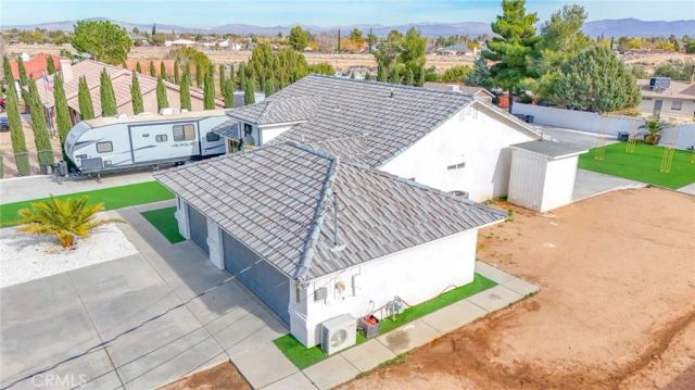 7925 Victor, Hesperia, CA 92345