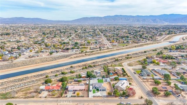 7925 Victor, Hesperia, CA 92345