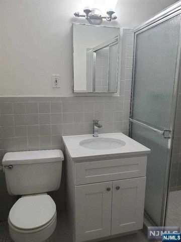 27 Ridge Road, Cresskill, NJ 07626