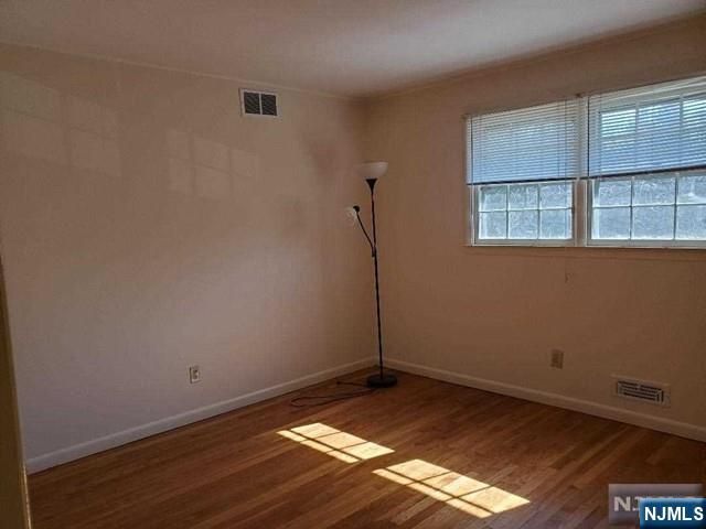 27 Ridge Road, Cresskill, NJ 07626