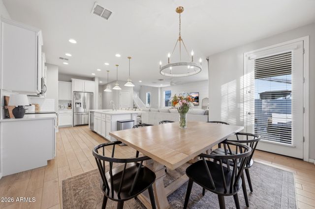 905 S CANAL Drive 13, Chandler, AZ 85225