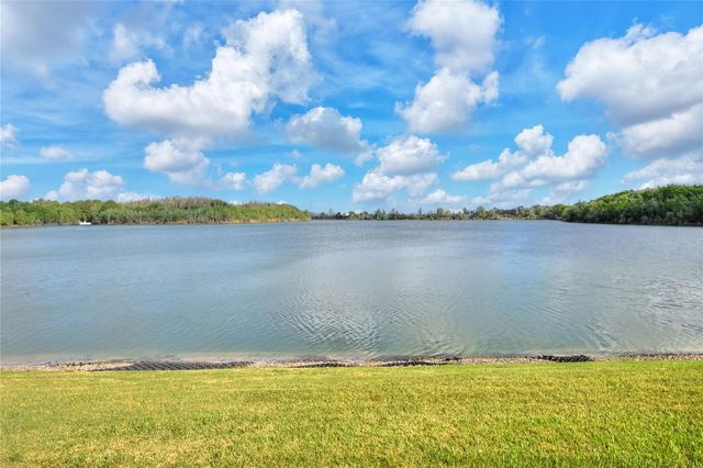 3933 SERENADE LANE, Lakeland, FL 33811