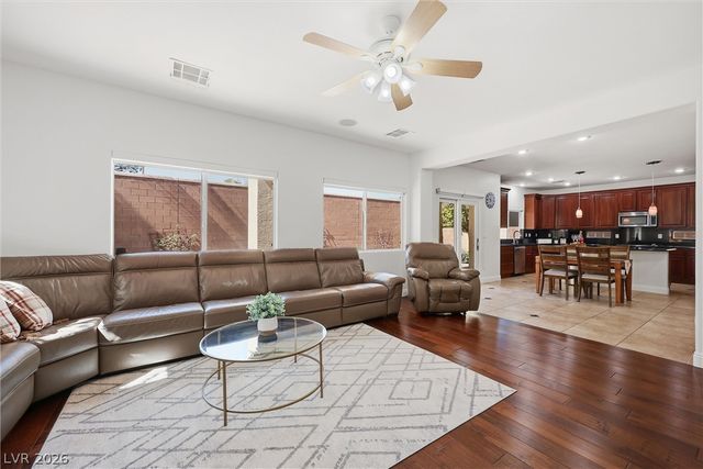 1073 Oak Fair Street, Las Vegas, NV 89138