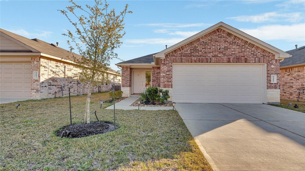 9989 Tammy Lane, Magnolia, TX 77354