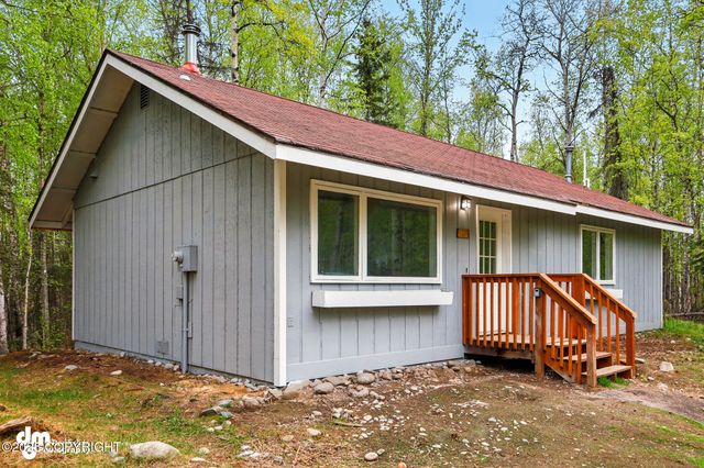 2411 N Friar Tuck Court, Big Lake, AK 99623